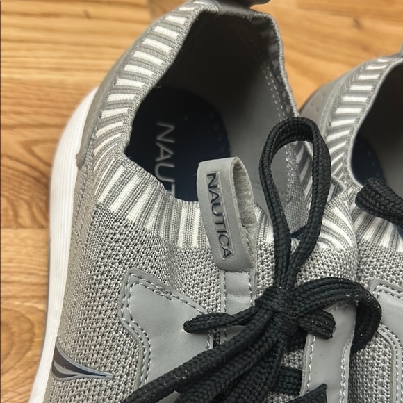 Nautica Men's Gray Casual Shoes very comfortable stylish worn once - Picture 13 of 14